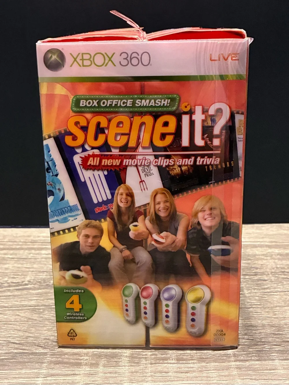 SCENE IT? Box Office Smash Bundle (Xbox 360, 2008 Disc + 4 Controllers) CIB VGC
